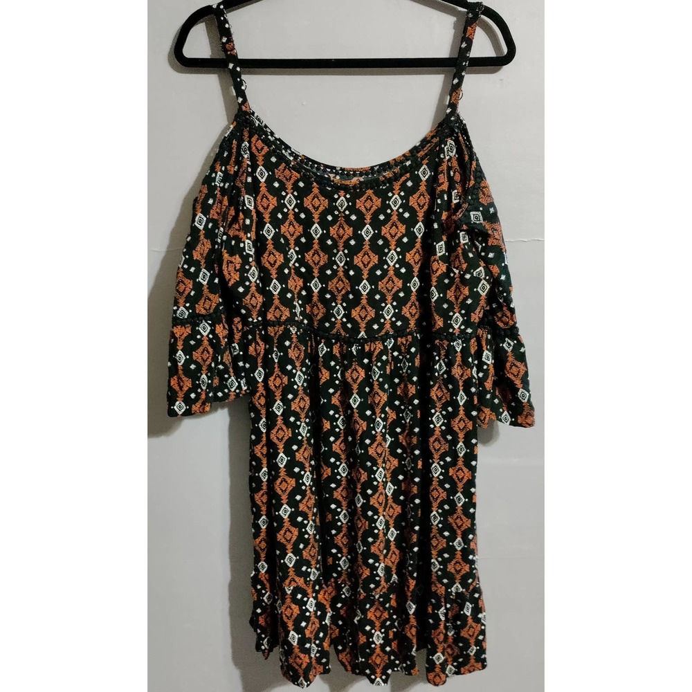 Torrid Women's Plus Sz 1 Black Boho Aztec 100% Rayon Off Shoulder Blouse